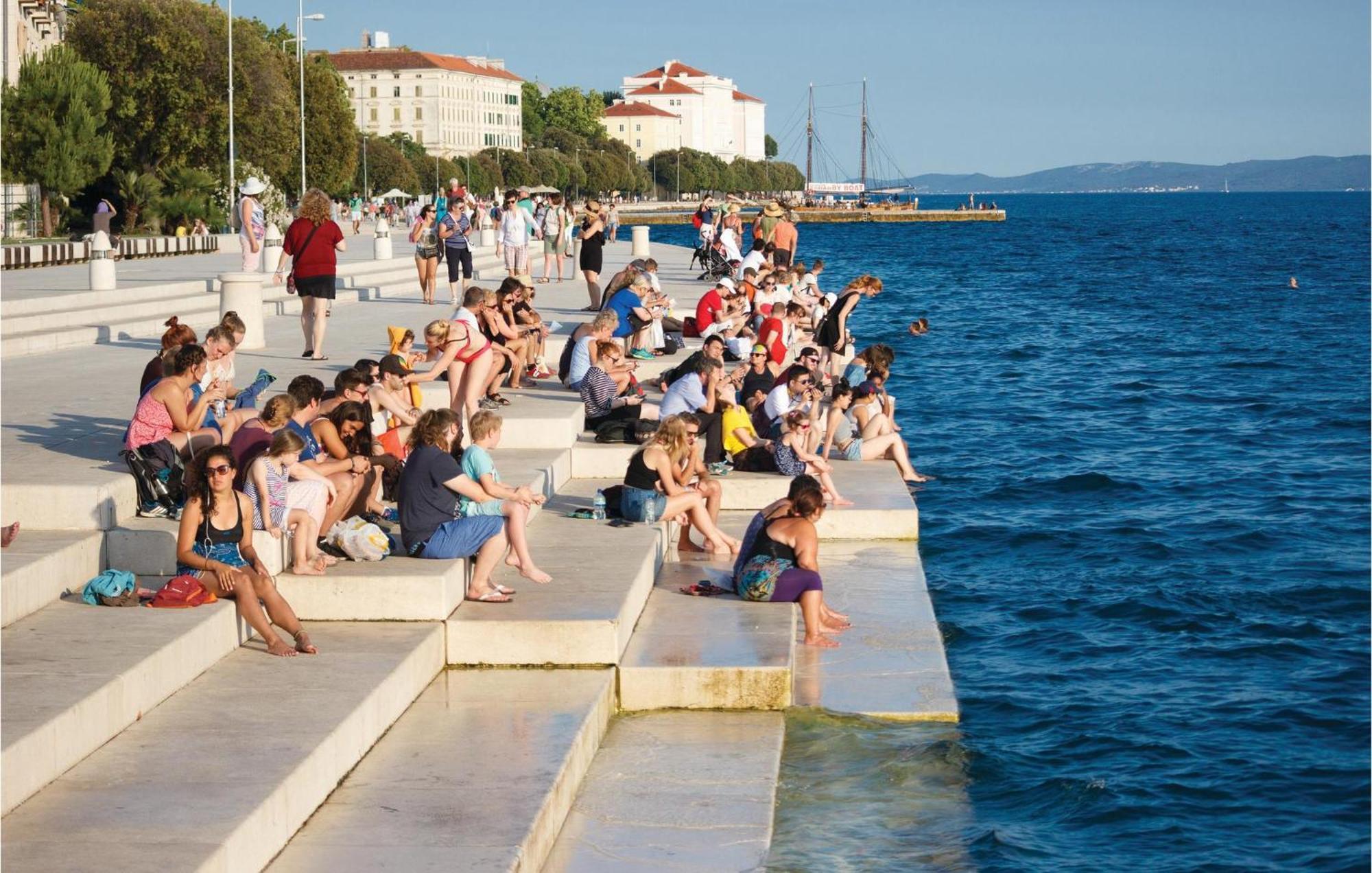 Appartement 1 Bedroom Stunning In Zadar